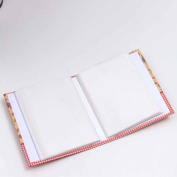 Фотоальбом на 100 фото 10х15 см Фотоальбом на 100 фото 10х15 см "Полотно с цветами" МИКС 16,5х12,5х5,5 см