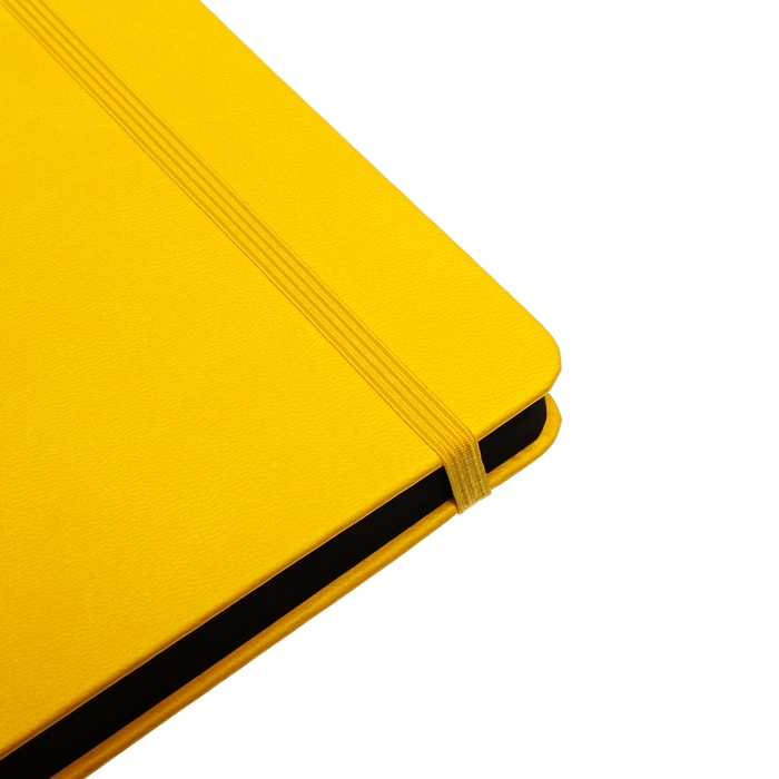 Ежедневник недатированный A5, 140л, клетка, кожзам, на резинке, черный срез, Желтый
