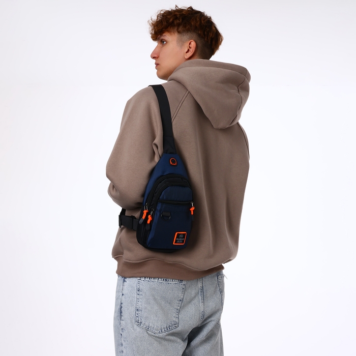 Сумка-слинг из текстиля, 3 наружных кармана, цвет синий Сумка-слинг из текстиля, 3 наружных кармана, цвет синий