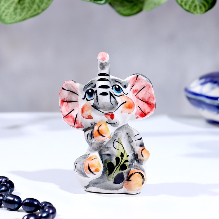 Сувенир «Слон Ксюша», фарфор, гжель, цветной Сувенир «Слон Ксюша», фарфор, гжель, цветной
