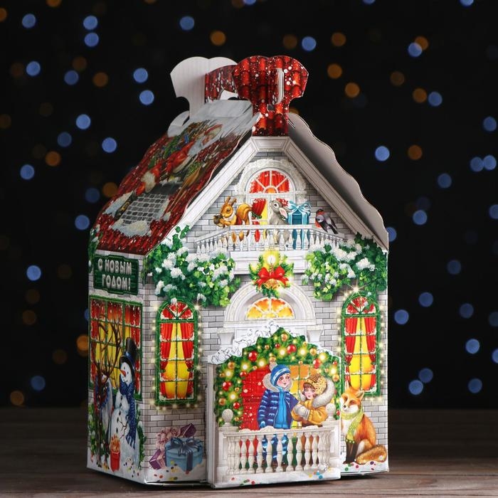 Новый год. Подарочная коробка Новый год. Подарочная коробка "С Сантой", 18,8 х 14,6 х 29,7 см.