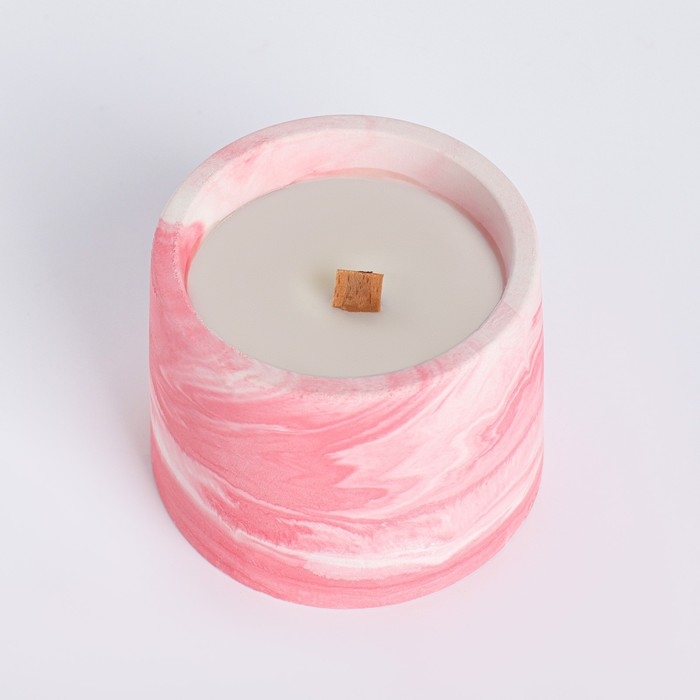 Свечи в бетоне на подставке  Свечи в бетоне на подставке "Лофт", соевый воск, деревянный фитиль, бело-розовая