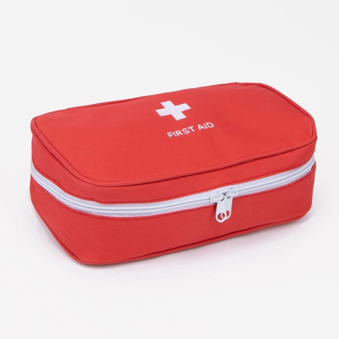 Косметичка - аптечка на молнии, цвет красный Косметичка - аптечка на молнии, цвет красный