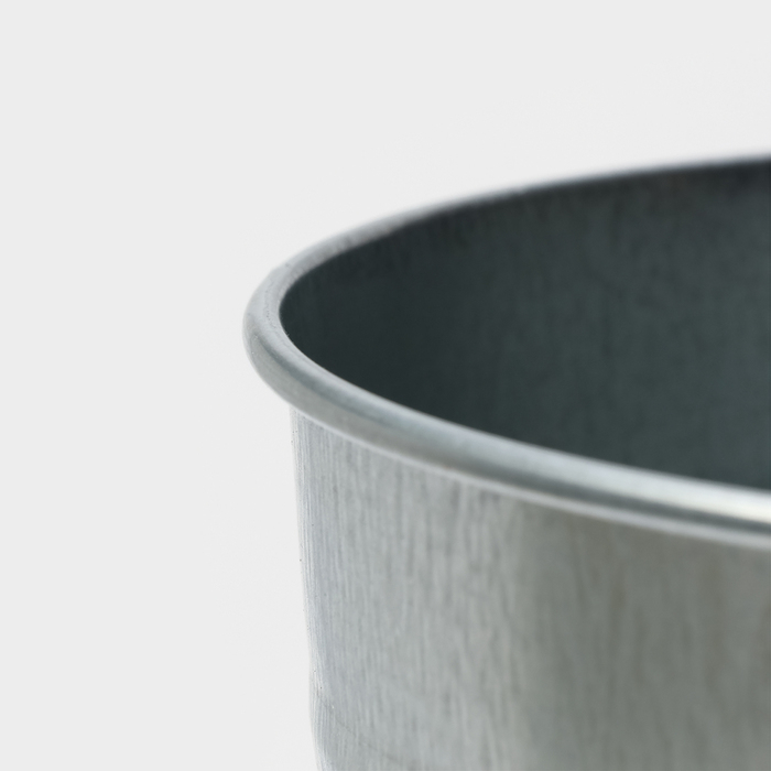 Вазон оцинкованный без ручек, 9 л, h=39 см, ГОСТ Вазон оцинкованный без ручек, 9 л, h=39 см, ГОСТ