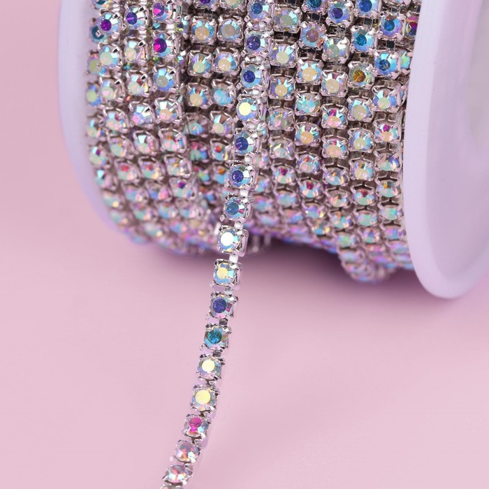 Цепь со стразами, с голографией, металл, стекло, 2,5 мм, 9 ± 1 м, цвет серебряный Цепь со стразами, с голографией, металл, стекло, 2,5 мм, 9 ± 1 м, цвет серебряный