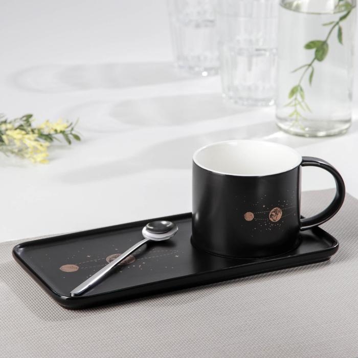 Чайная пара керамическая «Вселенная», чашка 280 мл, блюдце 24,5×12×7,5 см, ложка, цвет чёрный Чайная пара керамическая «Вселенная», чашка 280 мл, блюдце 24,5×12×7,5 см, ложка, цвет чёрный