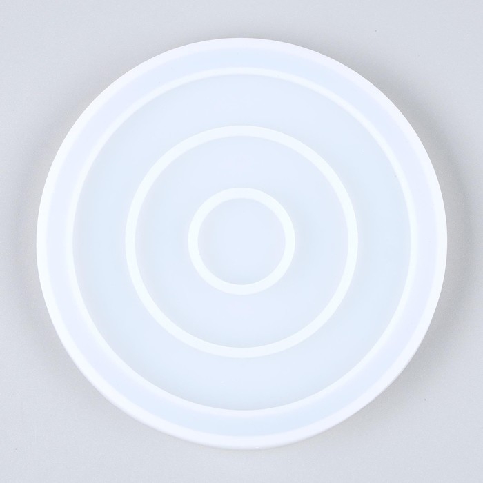 Форма силиконовая универсальная «Круг», размер изделия 11,2 × 11,2 × 0,9 см