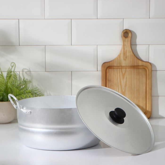 Кастрюля алюминиевая, 8 л, металлическая крышка Кастрюля алюминиевая, 8 л, металлическая крышка