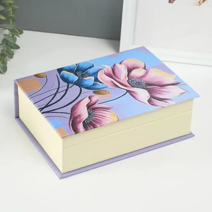 Шкатулка - книга для украшений &laquo;Прекрасные цветы&raquo;, искусственная кожа, 15.5&times;21.5&times;7 см