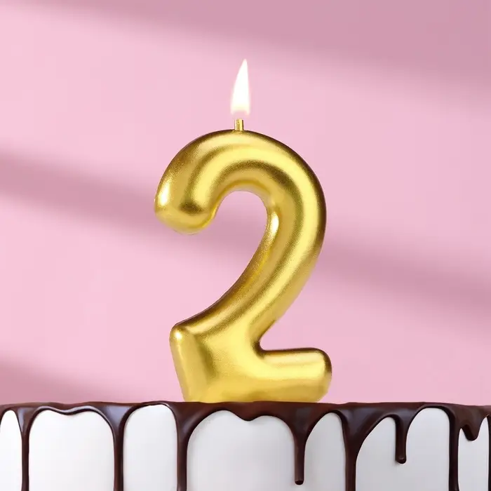 Свеча в торт «Европейская», цифра 2, 6 см, золото Свеча в торт «Европейская», цифра 2, 6 см, золото