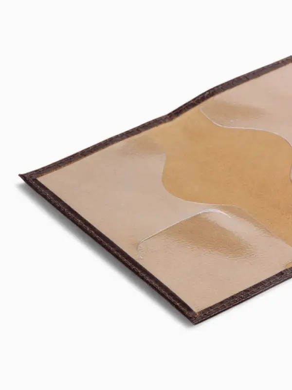 Обложка для паспорта, тиснение золотой фольгой, бордовая