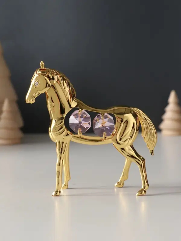 Сувенир  Лошадь с 4-мя розовыми хрусталиками, 9х3х9 см. Сувенир  Лошадь с 4-мя розовыми хрусталиками, 9х3х9 см.
