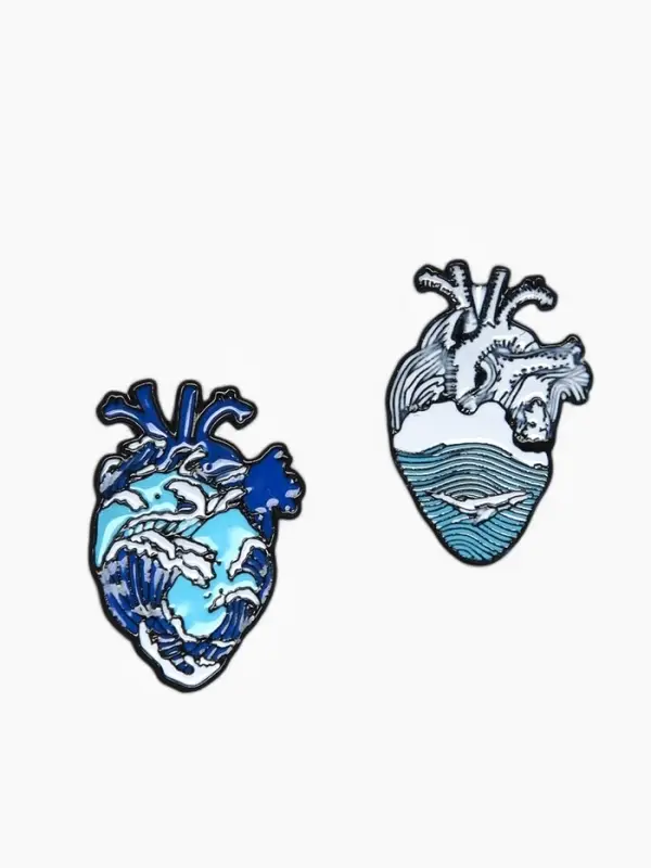 Значки-неразлучники &laquo;Сердца&raquo;, 2 шт. 3&times;2 см, белый, голубые в чёрном металле