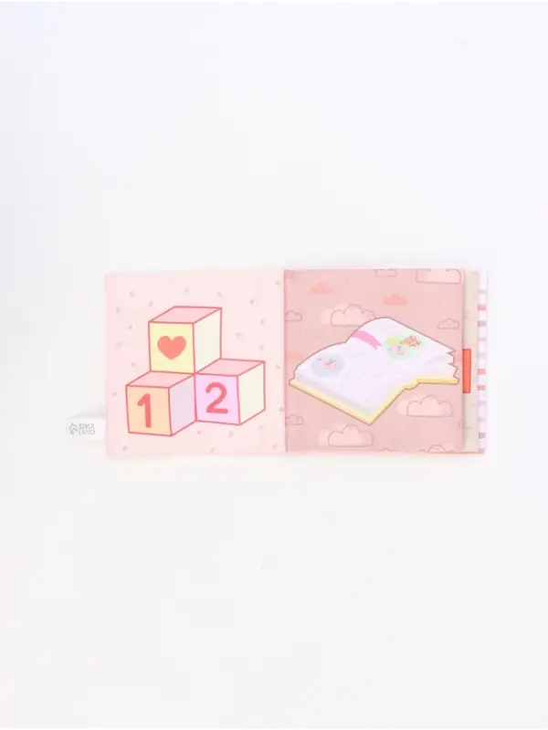 Книжка-шуршалка «Мои игрушки», 12х12 см, Крошка Я Книжка-шуршалка «Мои игрушки», 12х12 см, Крошка Я