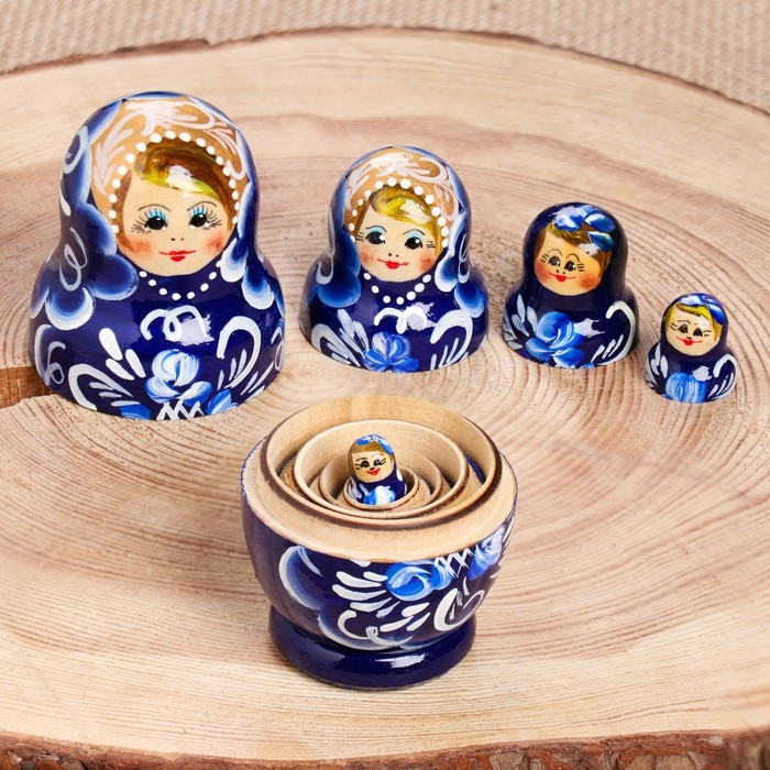 Матрёшка «Гжель», тёмно-синее платье, 5 кукольная, 10 см Матрёшка «Гжель», тёмно-синее платье, 5 кукольная, 10 см