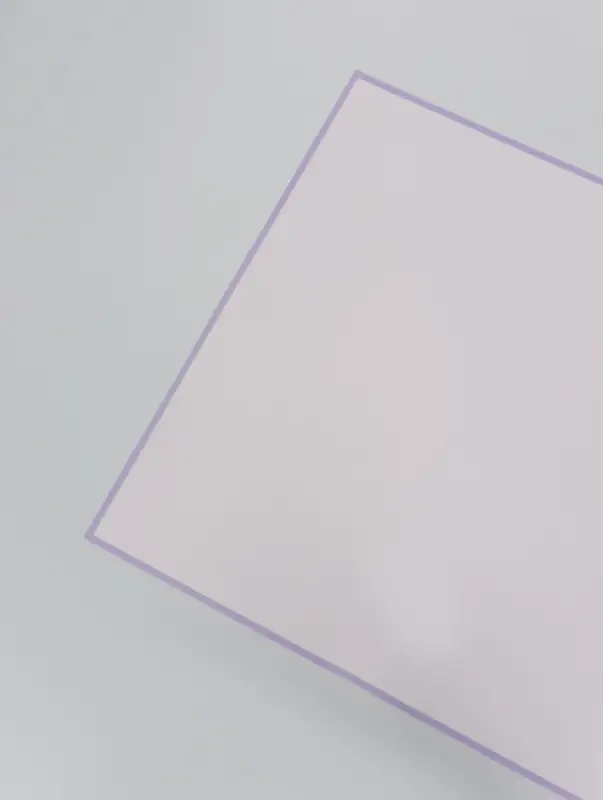 Пленка для цветов и букетов &laquo;Полупрозрачная кайма&raquo;, нежная сирень, 57&times;57 см