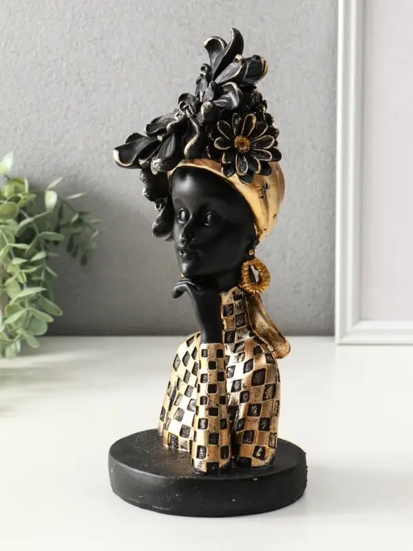Бюст полистоун Бюст полистоун "Девушка с цветком, в наряде в клетку" чёрный 13,3х12,3х29,5 см