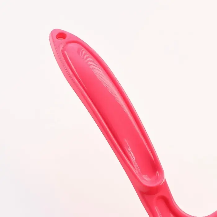 Щётка - пуходёрка средняя, основание 59&times;49 мм, жесткая с каплями, розовая