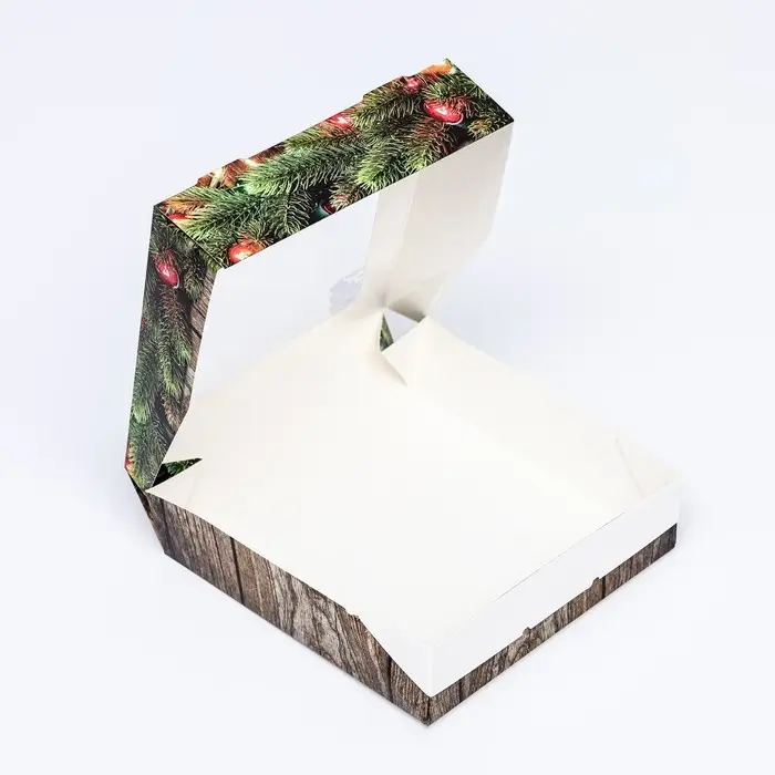 Коробка подарочная новогодняя складная с окном «Огни», 15×15×4 см Коробка подарочная новогодняя складная с окном «Огни», 15×15×4 см