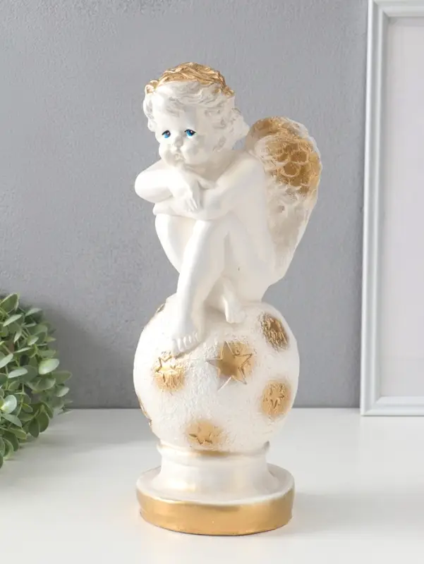 Фигура гипс &laquo;Ангел на шаре&raquo;, белый, 14&times;15&times;40 см