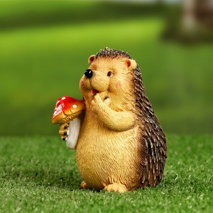 Садовая фигура  Садовая фигура "Ежик с мухомором" 9х8х11см