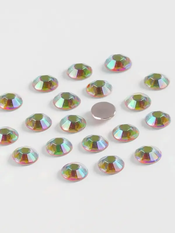 Стразы «Усечённый конус», с голографией, стеклянные, d=1.8 мм, 100 шт., цвет серебряный Стразы «Усечённый конус», с голографией, стеклянные, d=1.8 мм, 100 шт., цвет серебряный