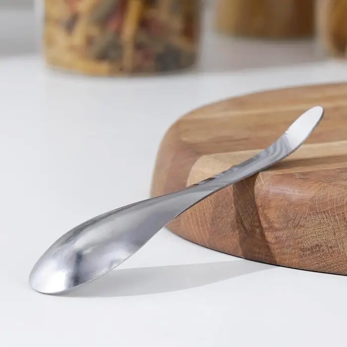 Тёрка для сыра Доляна Steel, 17×4,5 см, нержавеющая сталь, цвет серебристый Тёрка для сыра Доляна Steel, 17×4,5 см, нержавеющая сталь, цвет серебристый