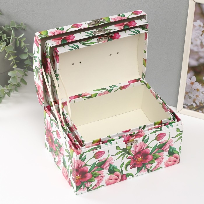 Шкатулка картон сундучок Шкатулка картон сундучок "Яркие цветы" набор 3 шт 26х18х16,5 24х16х14,5 22х14х12,7 см