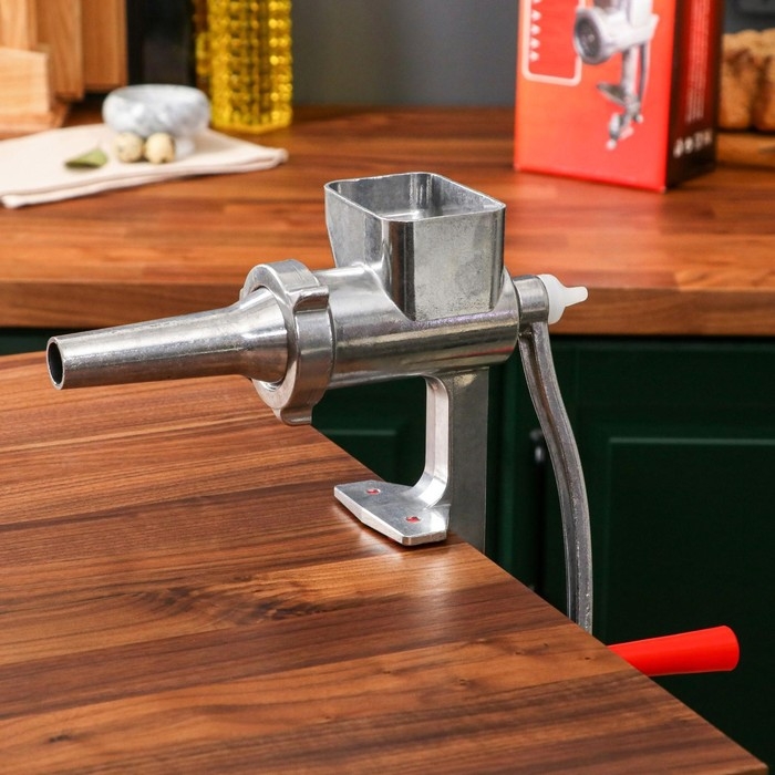 Насадка на мясорубку, для колбасы, алюминиевая Насадка на мясорубку, для колбасы, алюминиевая