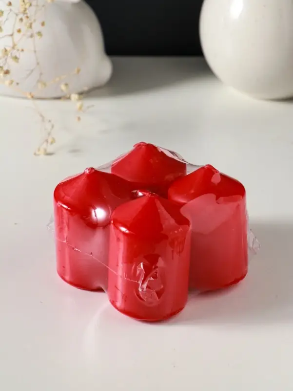 Свеча-цилиндр 4х6 см, 70 гр (набор 4 шт) красный Свеча-цилиндр 4х6 см, 70 гр (набор 4 шт) красный