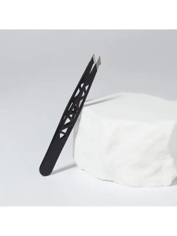 Пинцет &laquo;Геометрия&raquo;, скошенный, заострённый, 9.5 см, чёрный