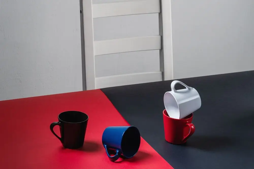 Кружка Modern Bell Classic, глянцевая, красная Кружка Modern Bell Classic, глянцевая, красная