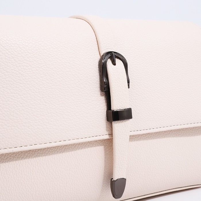 Сумка-мессенджер на магните, цвет белый Сумка-мессенджер на магните, цвет белый