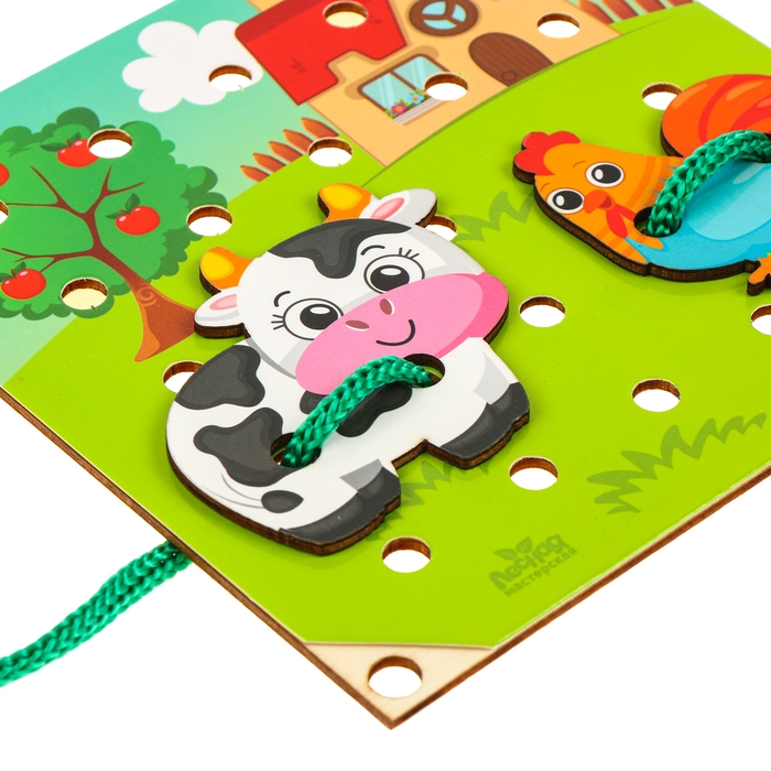 Деревянная игрушка-шнуровка «Ферма», 15×15 см Деревянная игрушка-шнуровка «Ферма», 15×15 см