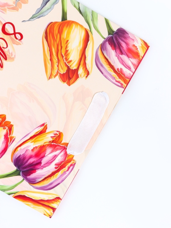 Пакет подарочный вертикальный «Яркие тюльпаны», MS 18 х 23 х10 см