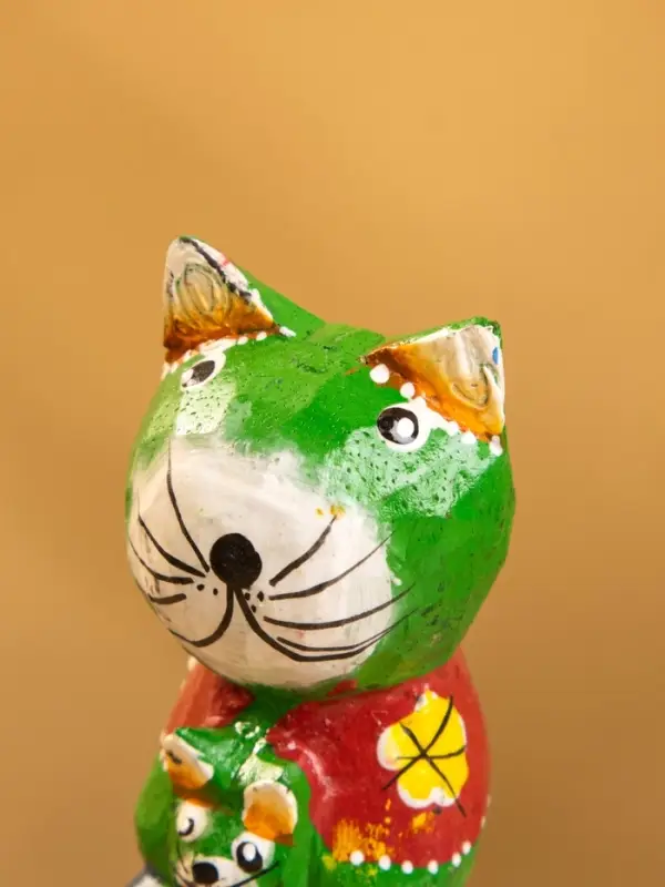 Сувенир интерьерный "Котики" 5х5х8 см, дерево, цв. зелёный