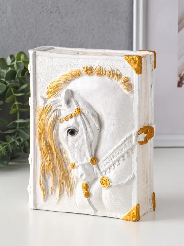 Копилка (гипс) Книга Лошадь  Высота 21 см, ширина 7,5 см, длина 16,5 см, белый