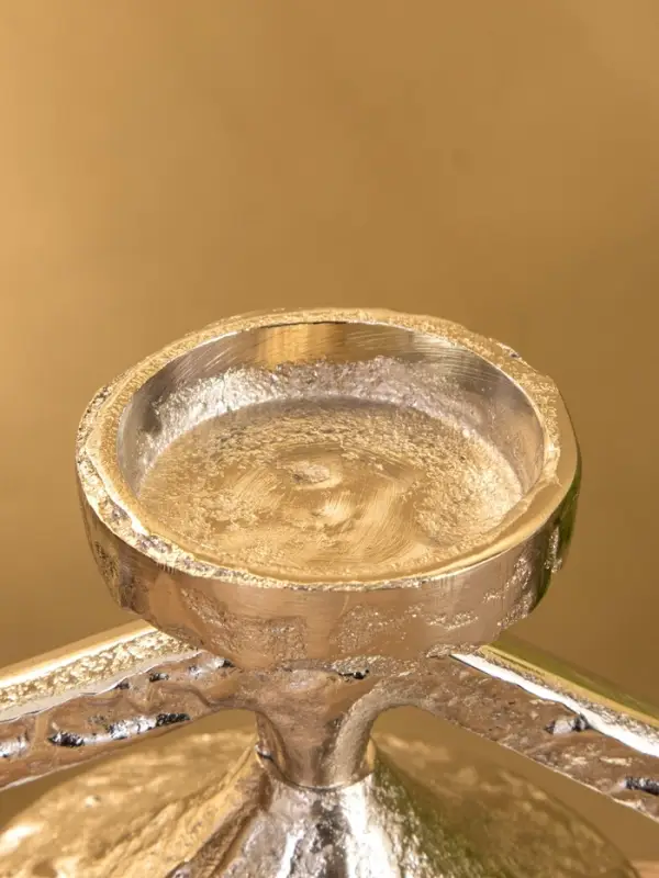 Подсвечник со стеклом &laquo;Звезда&raquo;, 28&times;10.5&times;29.5 см, алюминий