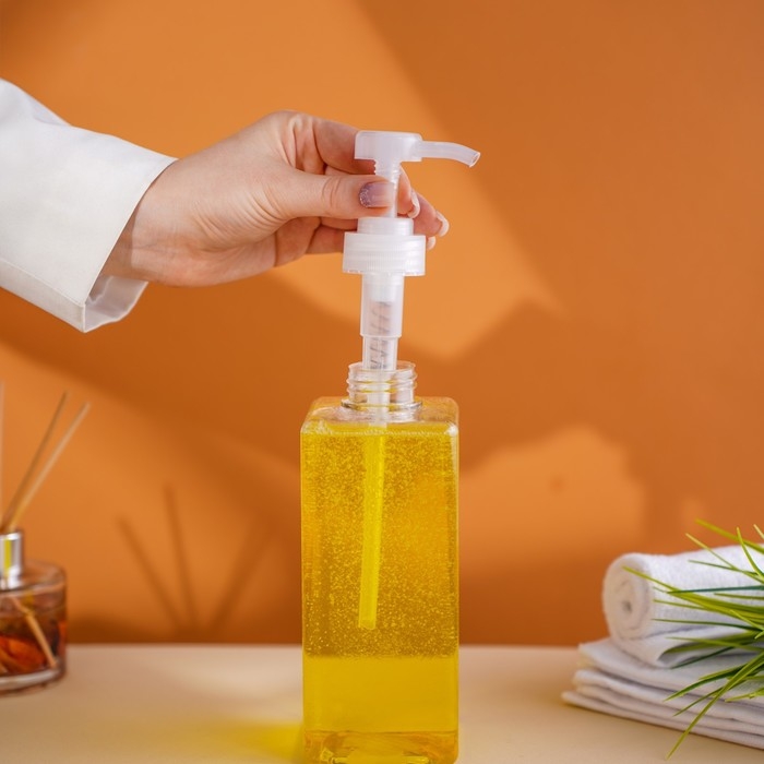 Дозатор для жидкого мыла Доляна, 700 мл, 6,5×20 см, цвет прозрачный Дозатор для жидкого мыла Доляна, 700 мл, 6,5×20 см, цвет прозрачный