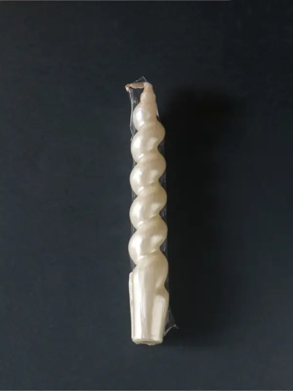 Свеча витая Luxury, 25&times;180 мм, лакированная, белая