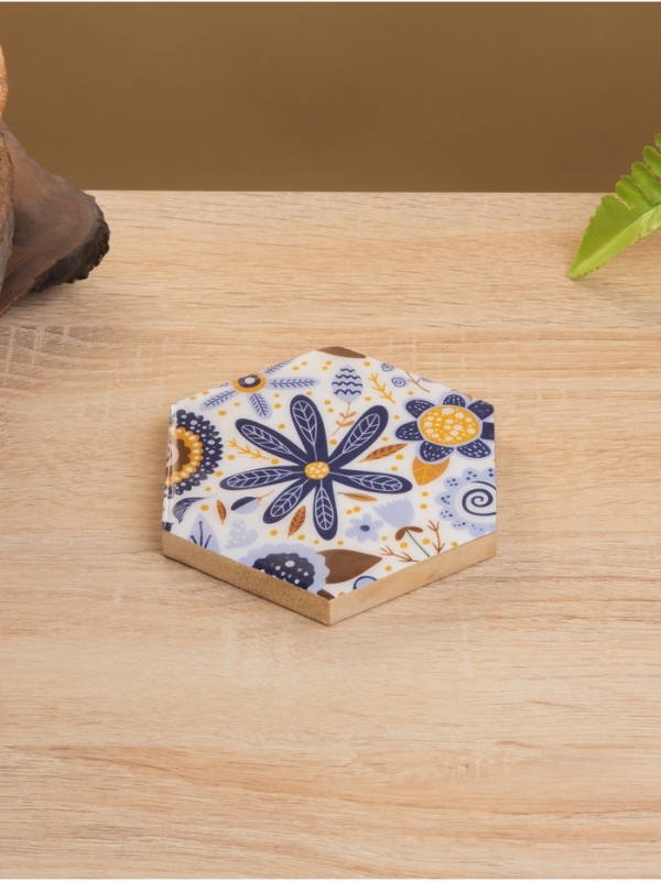 Подставка под горячее (набор 4 шт)  Подставка под горячее (набор 4 шт) "Васильки" дерево манго 15х13х5 см