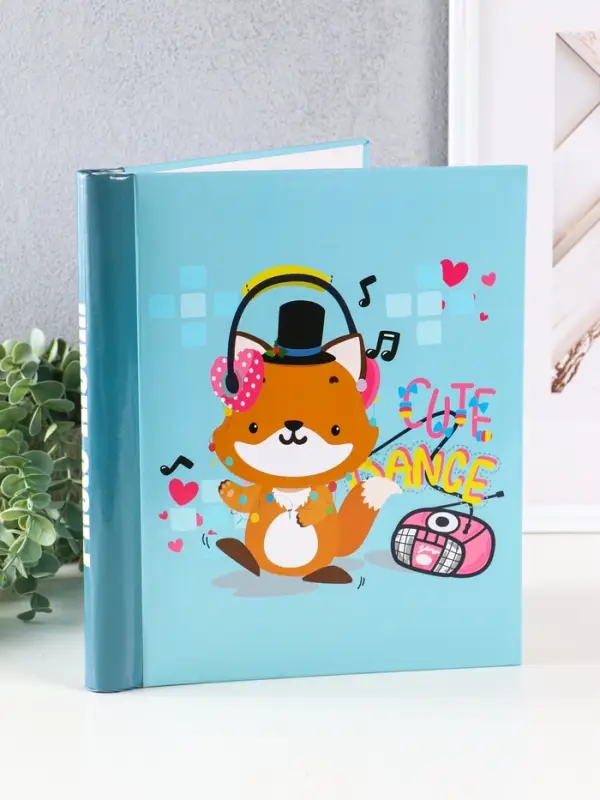 Фотоальбом 10 магнитных листов Фотоальбом 10 магнитных листов "Веселый лисенок" 23X28см, пер-т внутр.спираль