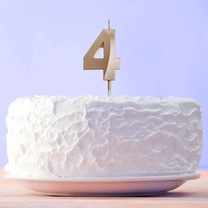 Свеча для торта, цифра &laquo;4&raquo;, 11.5&times;2.3 см
