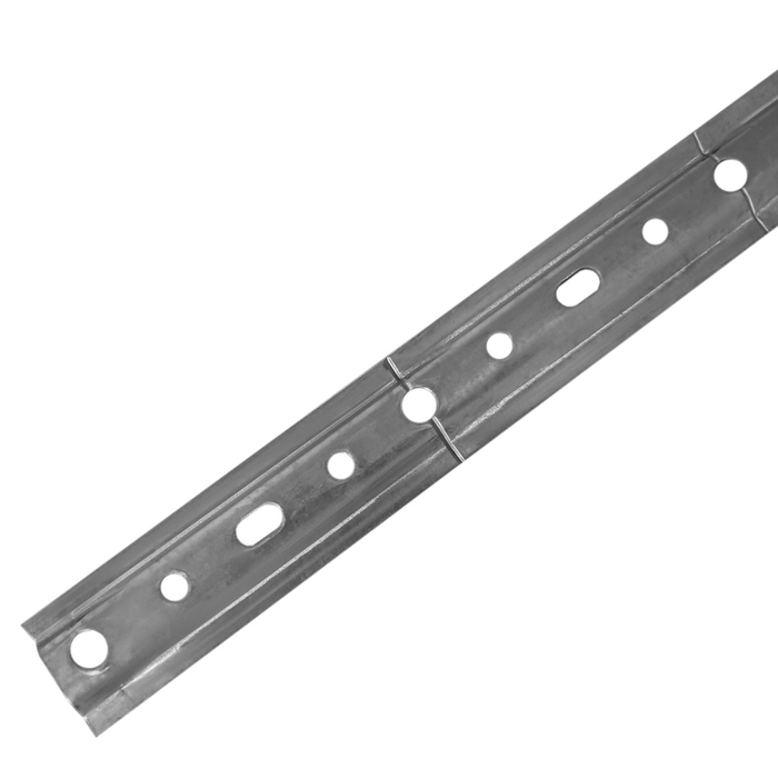 Шина для кухонных шкафов L-2 м х1,5 мм, оцинкованная Шина для кухонных шкафов L-2 м х1,5 мм, оцинкованная