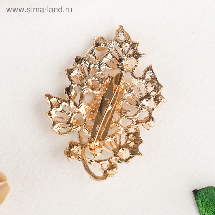 Брошь «Листва», цвет изумрудный в золоте Брошь «Листва», цвет изумрудный в золоте