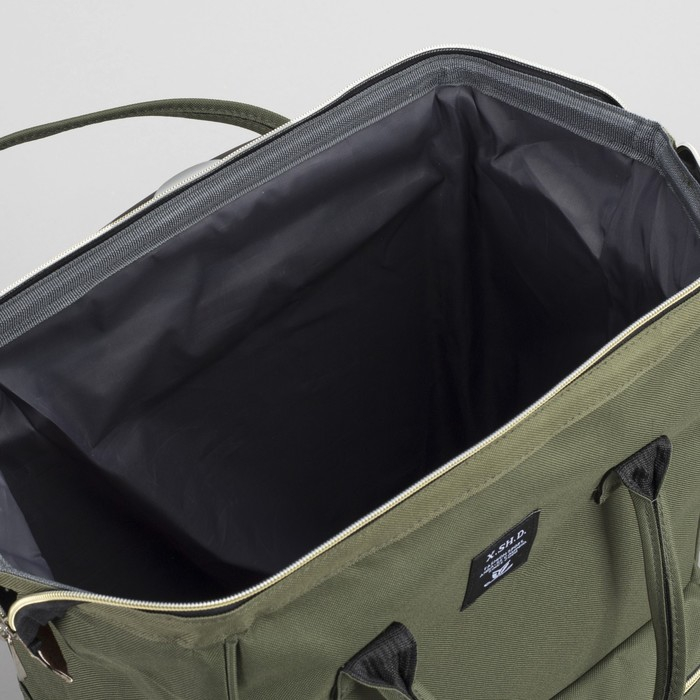 Сумка-рюкзак 2 в 1 на колёсах 18 Сумка-рюкзак 2 в 1 на колёсах 18", отдел на молнии, наружный карман, цвет зелёный