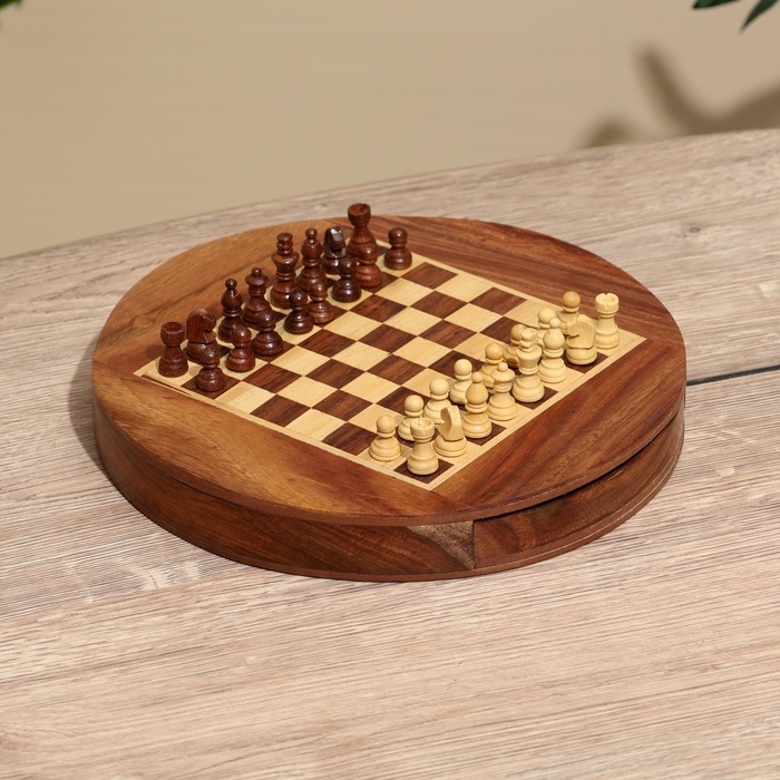 Шахматы магнитные 25,5х25,5х4 см, дерево шишам Шахматы магнитные 25,5х25,5х4 см, дерево шишам