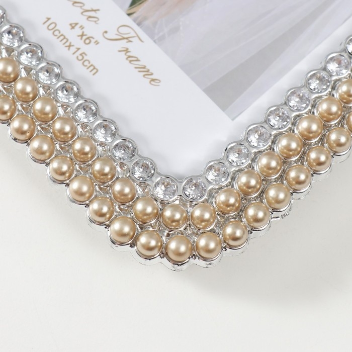 Фоторамка пластик 10х15 см  Фоторамка пластик 10х15 см "Золотой жемчуг и стразы" закруглённые углы 12,5х17,5 см