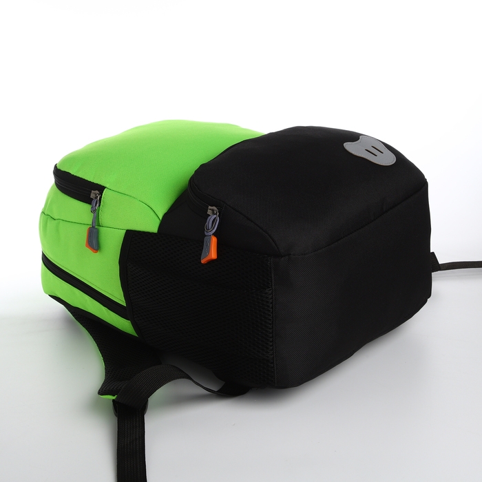 Рюкзак школьный, 2 отдела молнии, 3 кармана, цвет чёрный/зелёный Рюкзак школьный, 2 отдела молнии, 3 кармана, цвет чёрный/зелёный