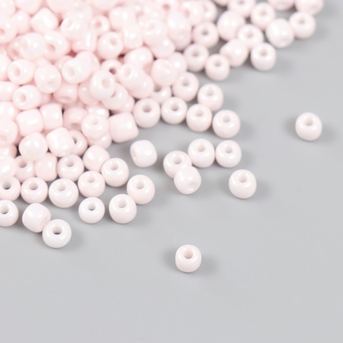 Бисер стекло 6/0  Бисер стекло 6/0 "Облако" перламутр 450 гр